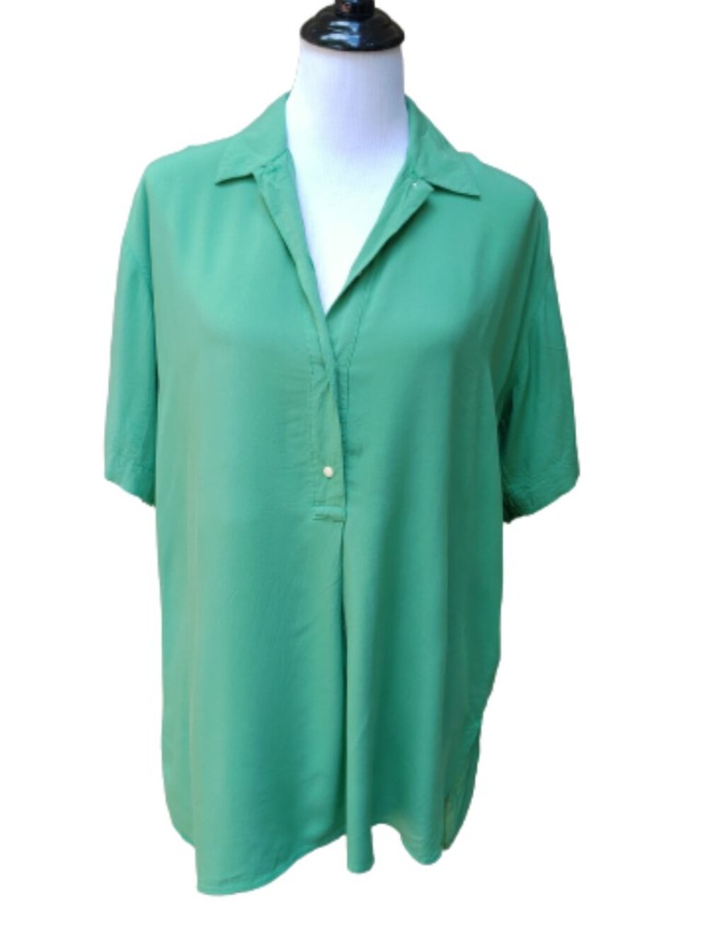 GAP Green Draped Henley Blouse 988754 Sheen 1/2 Button-Up Short Sleeves Relaxed